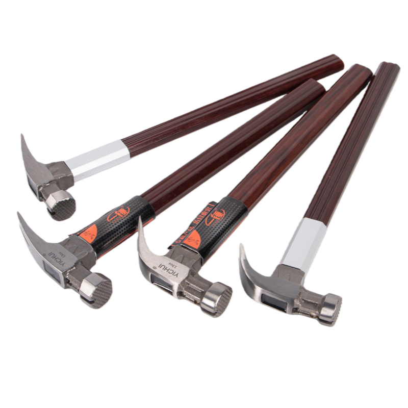 Insulated handle claw hammer